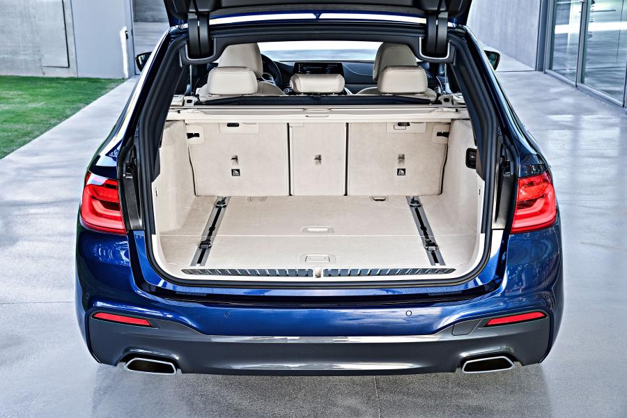Багажник BMW 530d xDrive Touring M Sport 2017 года  (WW) (фото 50 из 78)